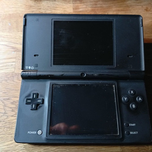 Nintendo DSi black console like new with charger, LEGO Harry Potter, stylus