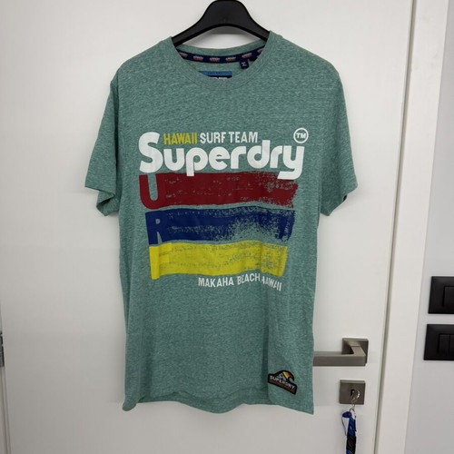 Superdry t shirt used, XL size