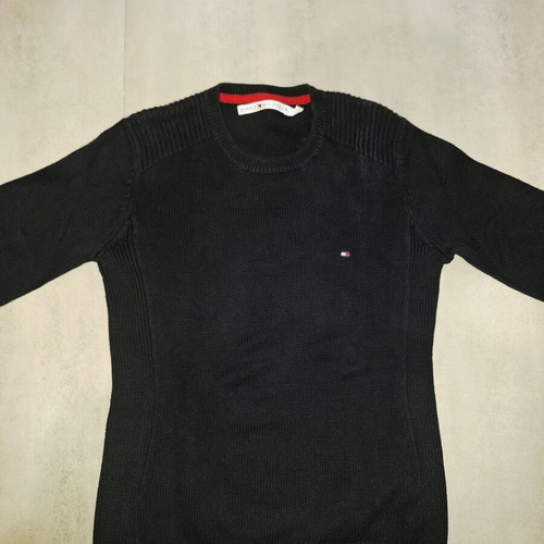 Vintage Tommy Hilfiger sweater black like new, size S