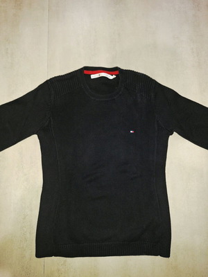 Vintage Tommy Hilfiger sweater black like new, size S