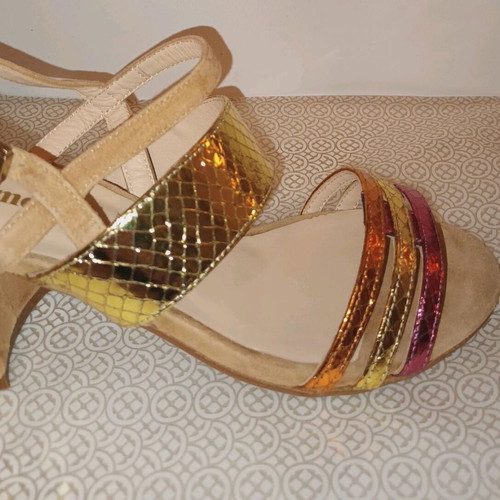 Carmens women's sandals new, size 38, brown multicolor