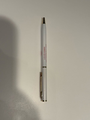 Crowne Plaza pen with gold details like new