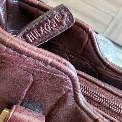 Vintage elegant women's shoulder bag burgundy leather like new
