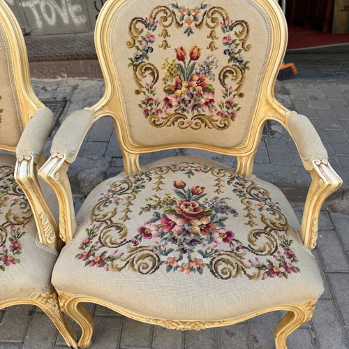 Saridis armchairs like new, set of two, patina