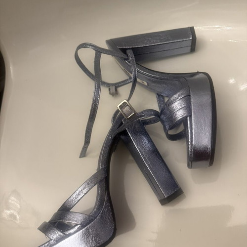 Zara metallic sky blue sandals size 38 like new with thick heel