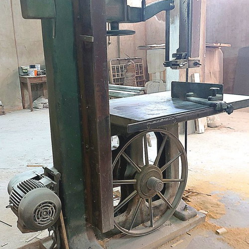 Band saw used 70mm, two threads, very good condition