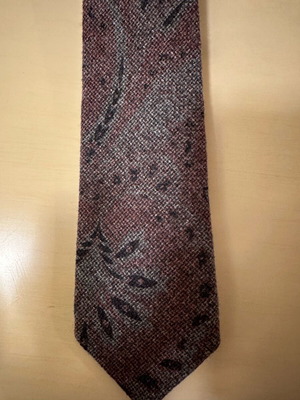 Suitsupply wool tie with paisley pattern like new