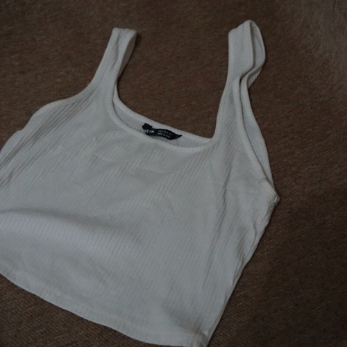 Women's white crop top like new, size S