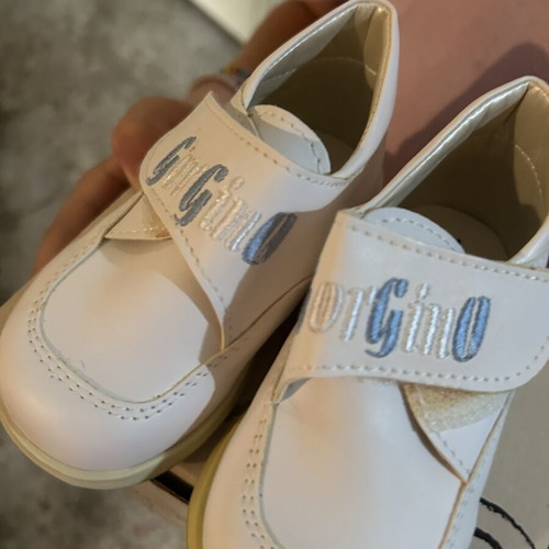 Baby shoes like new