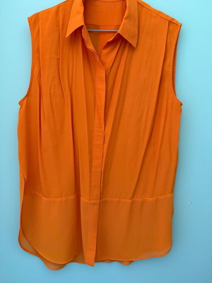 Sisley orange sleeveless shirt like new, size S oversized