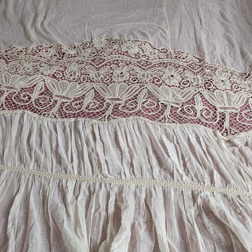 Handmade lace curtains like new, set of 2 pieces 2x2x2.5 m