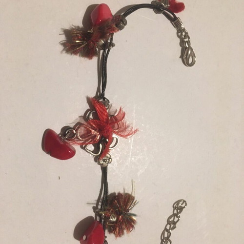 Bracelet handmade like new with adjustable clasp, black and red