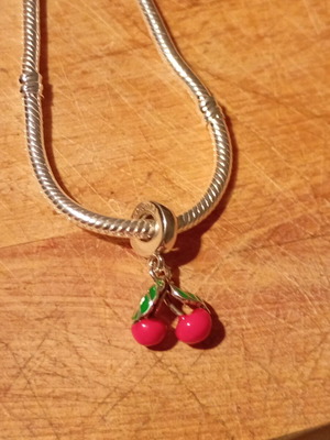 Pandora cherries charm original, like new, red