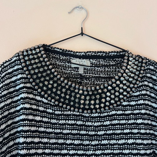 ZARA wide sweater with spikes used, black, size S