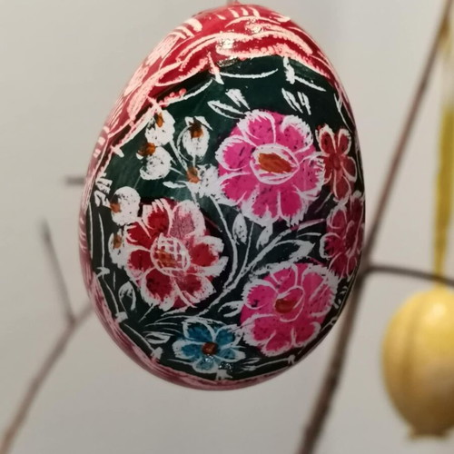 Collection of six used handmade eggs with painting and carvings