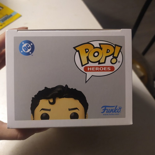 Superman Funko Pop 599 σαν καινούργιο