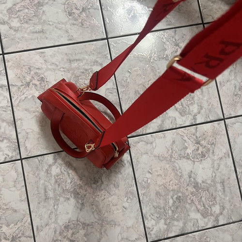 Shoulder bag new, red, with dust bag