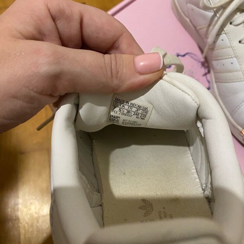 Adidas Superstar shoes used, size 38.5, white with copper toe