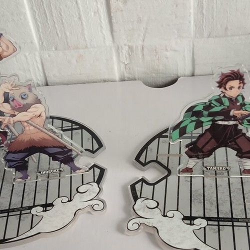Demon Slayer acrylic stands pack like new