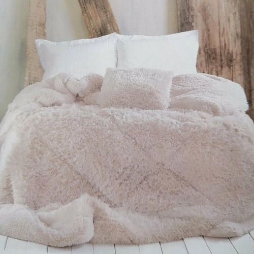 Leticia fur quilt new, double-sided, super king 220x240