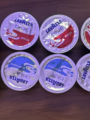Κάψουλες Lavazza espresso πακέτο 8, 5 intenso και 3 decaffeinato