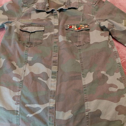 Zara army shirt with strass like new, size XS