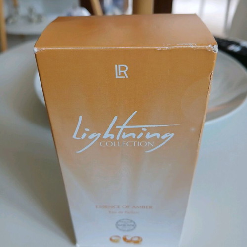 Essence of Amber Eau de Parfum 50ml like new