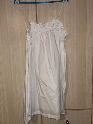 Poplin dress white like new with elastic top and adjustable straps
