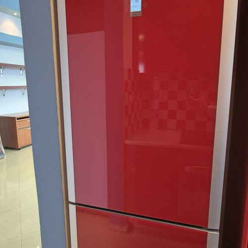 Bosch refrigerator like new, used 1.5 years in office