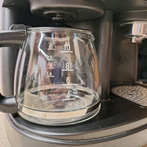 Dosette D2501 3-in-1 coffee maker used