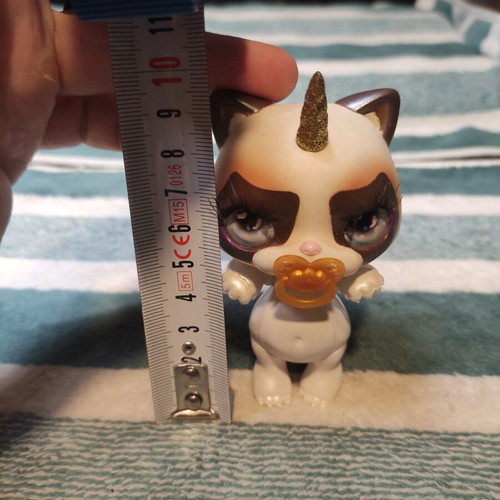 Poopsie Sparkly Critters Drama figure used