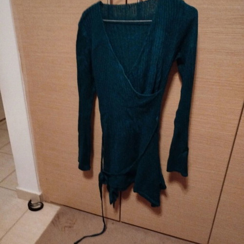 Long petrol pullover Italy like new, wool, one size