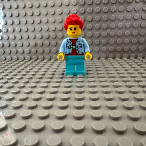 Lego Minifigure Woman twn440 like new