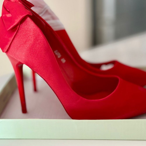 Belle Women Red Satinette Pumps with Bow Size 38 New