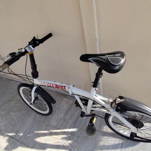 Folding bike used, 20 inch wheels, 6 speeds, V-Brake