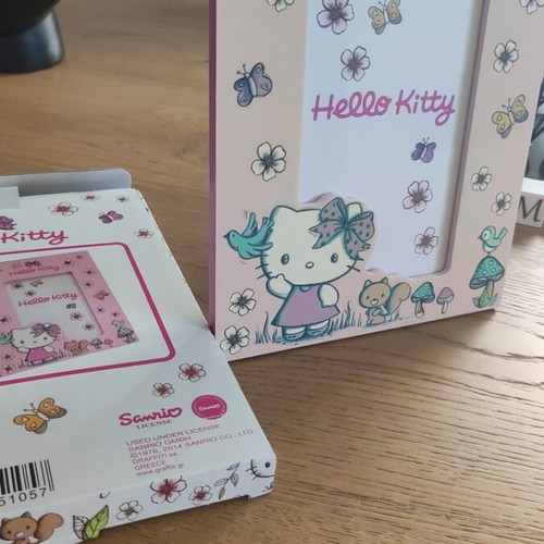 Hello Kitty wooden photo frame pink, new