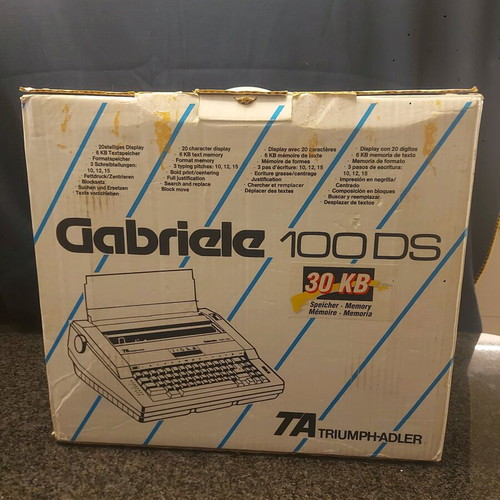 Triumph-Adler Gabriele 100 DS electronic portable typewriter new