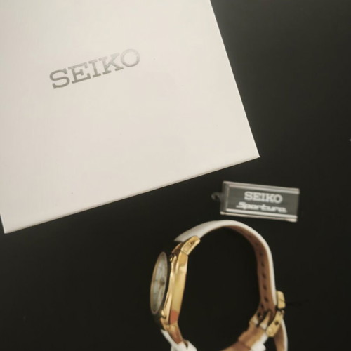 Seiko Sportura Chronograph SNDZ82P1 women's watch, diamond MOP dial