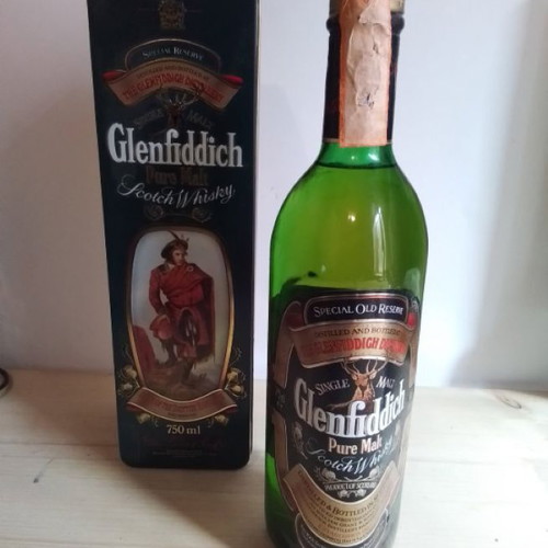 Glenfiddich Clans of the Scottish Highlands Drummond 75cl 43% Vintage 1980s