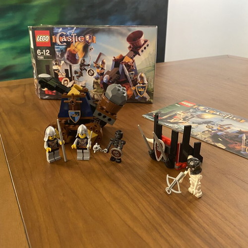 Lego 7091 Knight’s Catapult Defense used
