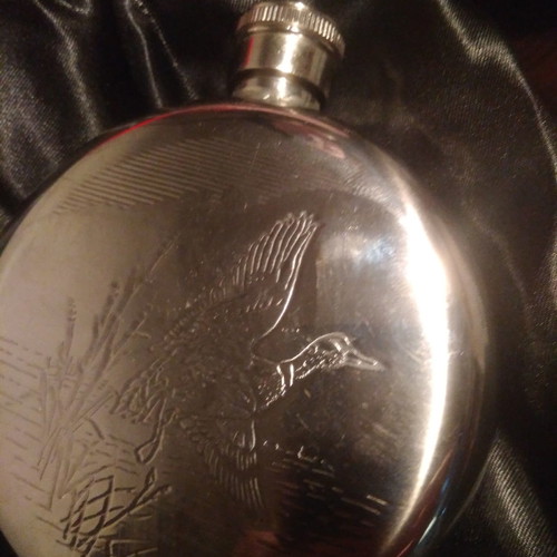 Inox flask new with engraved duck design