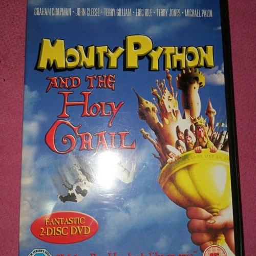 Monty Python and the Holy Grail DVD like new, 2-disc, English subtitles
