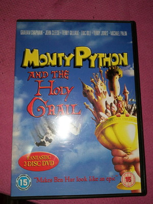 Monty Python and the Holy Grail DVD like new, 2-disc, English subtitles