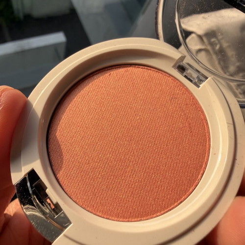 Seventeen Silky Blusher Coral Pearly compact blush