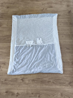 Pierre Cardin baby blanket like new, 68x86 cm, unisex design