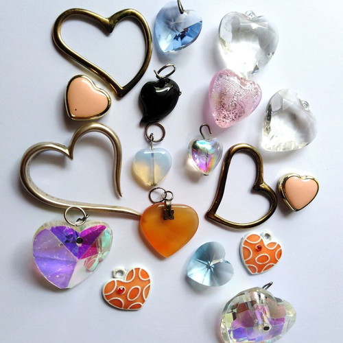 Heart-shaped beads and jewelry components pack used