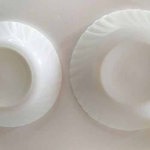 White serving plates used, set of 6, made in Spain