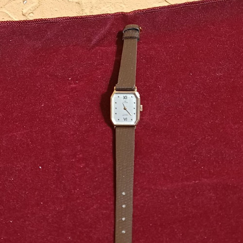 Midas vintage women's manual-wind watch 17 Rubis antichoc like new