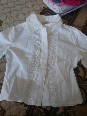 White shirt for girl 12 18 months like new