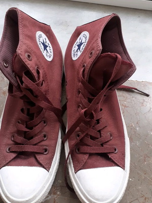 Converse All Stars νούμερο 42 σαν καινούργιο, κόκκινα αθλητικά
